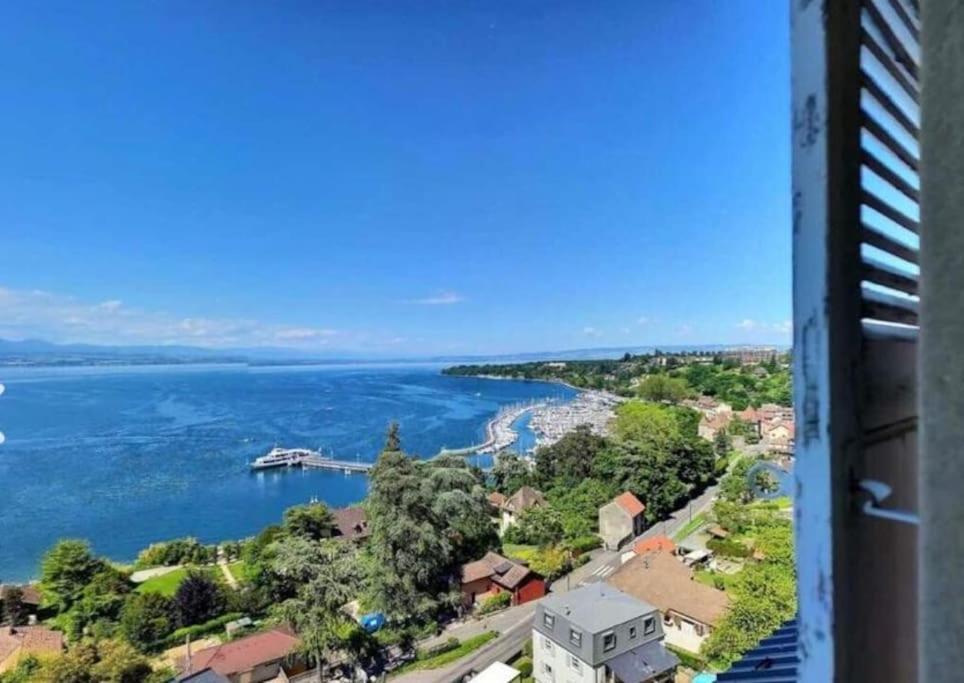 Appartement Avec Vue 180 Sur Le Lac Leman Thonon-les-Bains Luaran gambar
